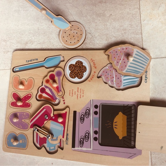 Two Melissa & Doug Bake Wooden and Sweet treats  Knob Puzzles. - Picture 3 of 7